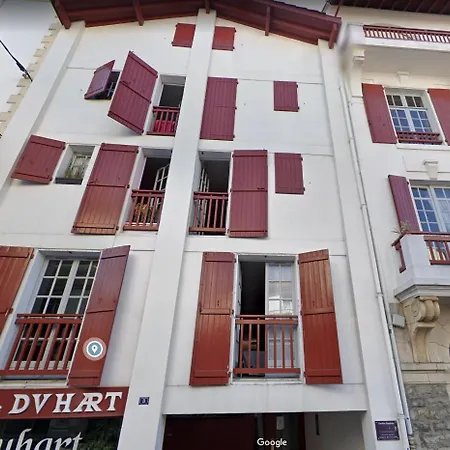 3 Rue Garat Hotel
